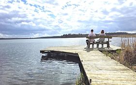 Mazury Apartament/Dom z ogródkiem całoroczny przy jeziorze